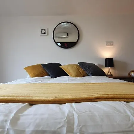 Fast Broadband, Budget Stay, Free Netflix. Cardiff Exterior foto